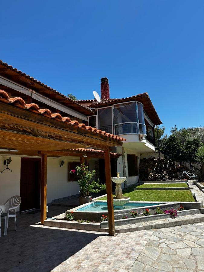 Privilege Suites Nea Kallikrateia Dış mekan fotoğraf